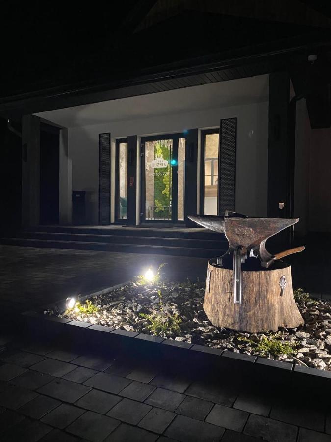 Stara Kuznia Hotel Lukow Exterior photo